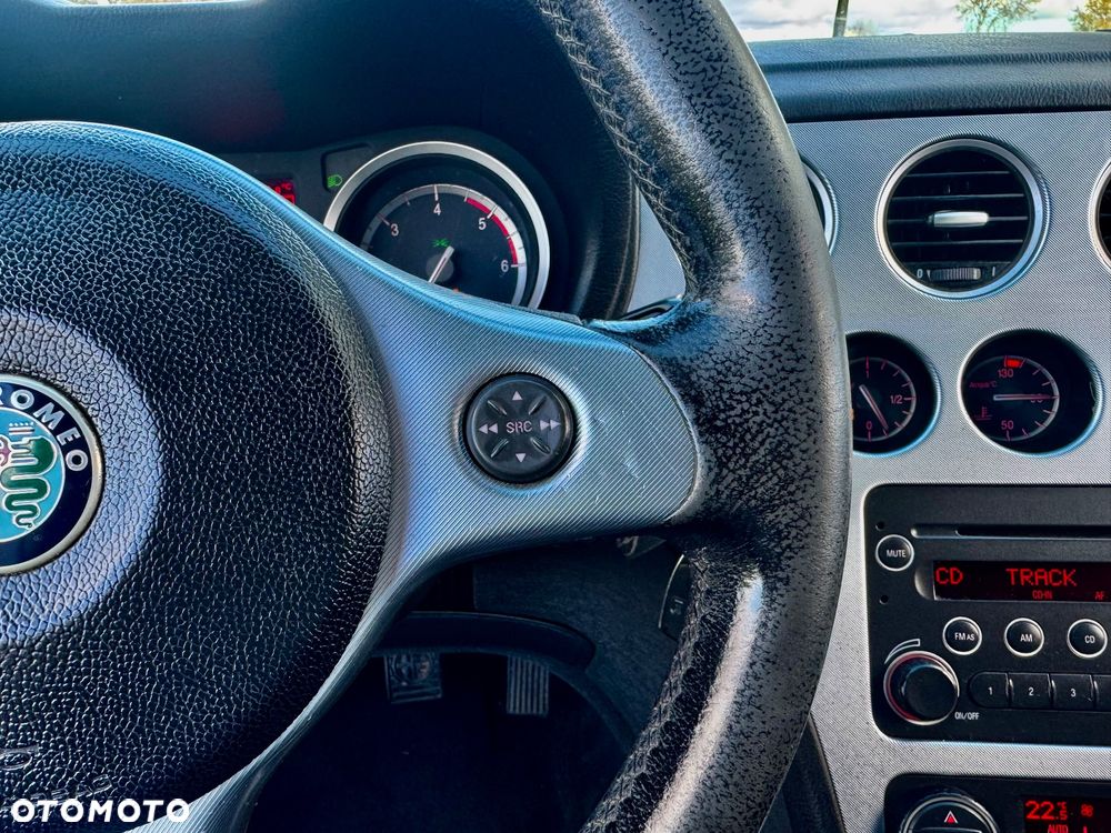 Alfa Romeo 159 - 25