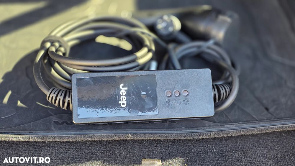 Jeep Wrangler 2.0 4xe AT8 PHEV Sahara - 16