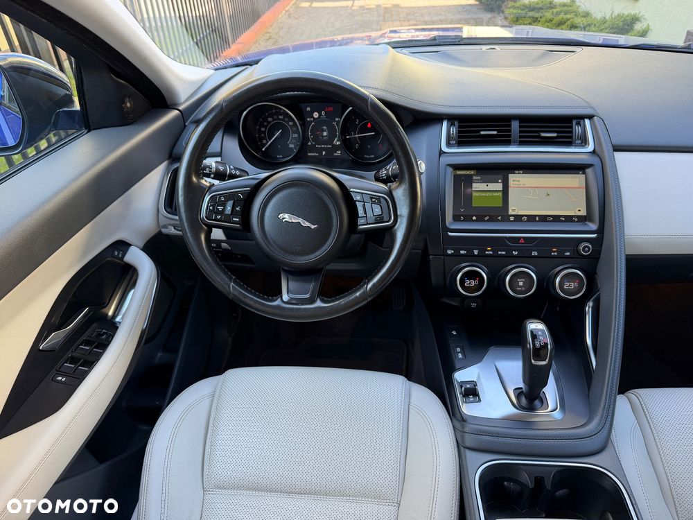 Jaguar E-Pace 2.0 i4D AWD R-Dynamic Chequered Flag - 9