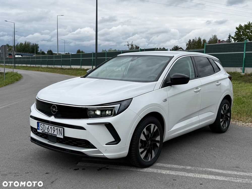 Opel Grandland 1.2 T Business Elegance S&S - 1