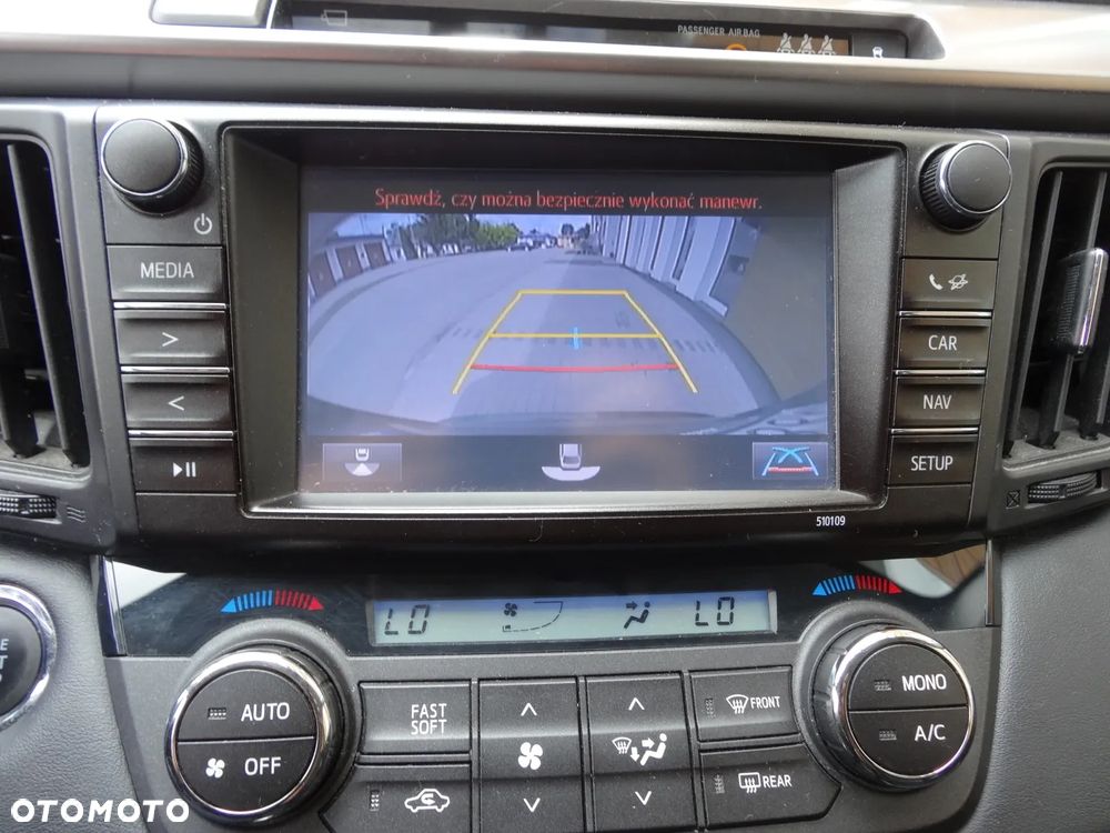 Toyota RAV4 2.0 D-4D 4x2 Start-Stop Executive - 27