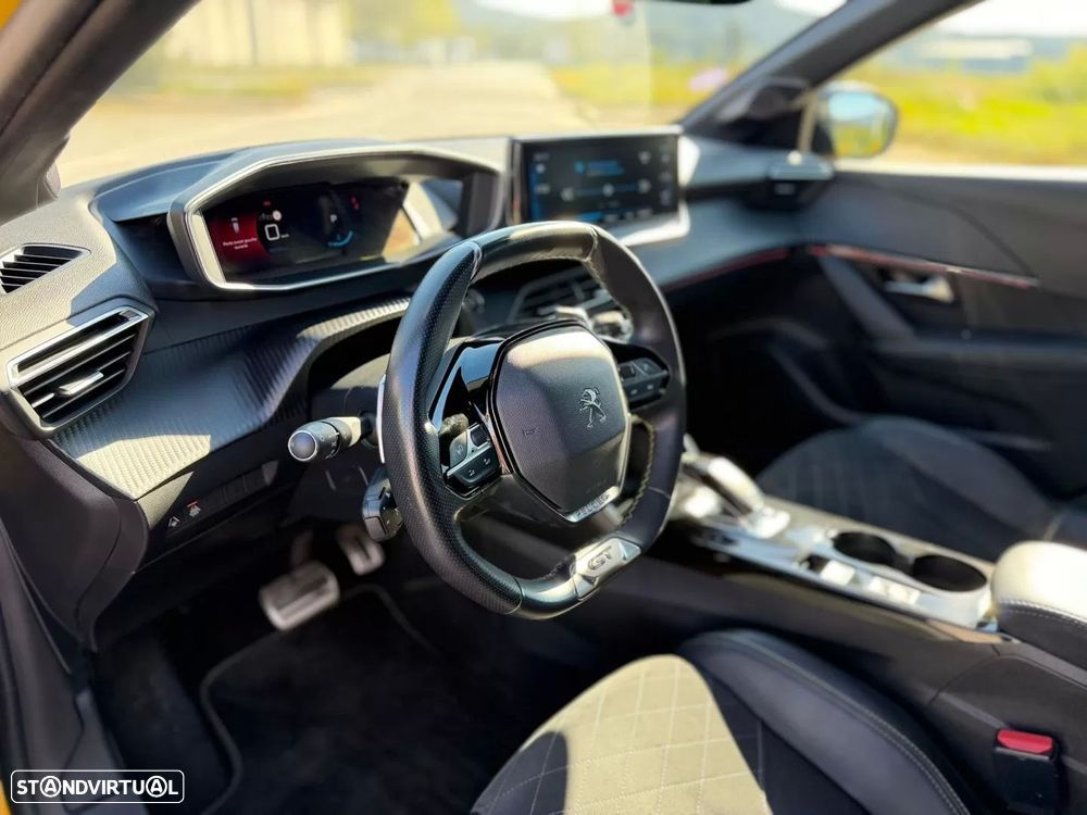 Peugeot 208 PureTech 130 EAT8 GT Pack - 14