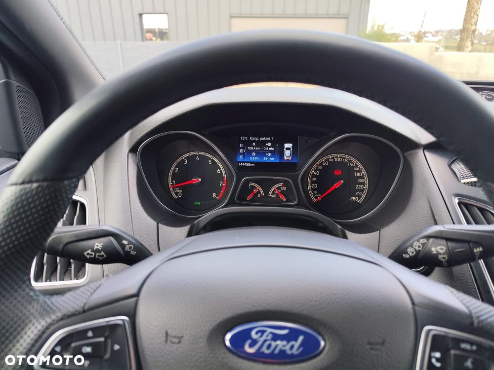 Ford Focus 2.0 EcoBoost ST - 15