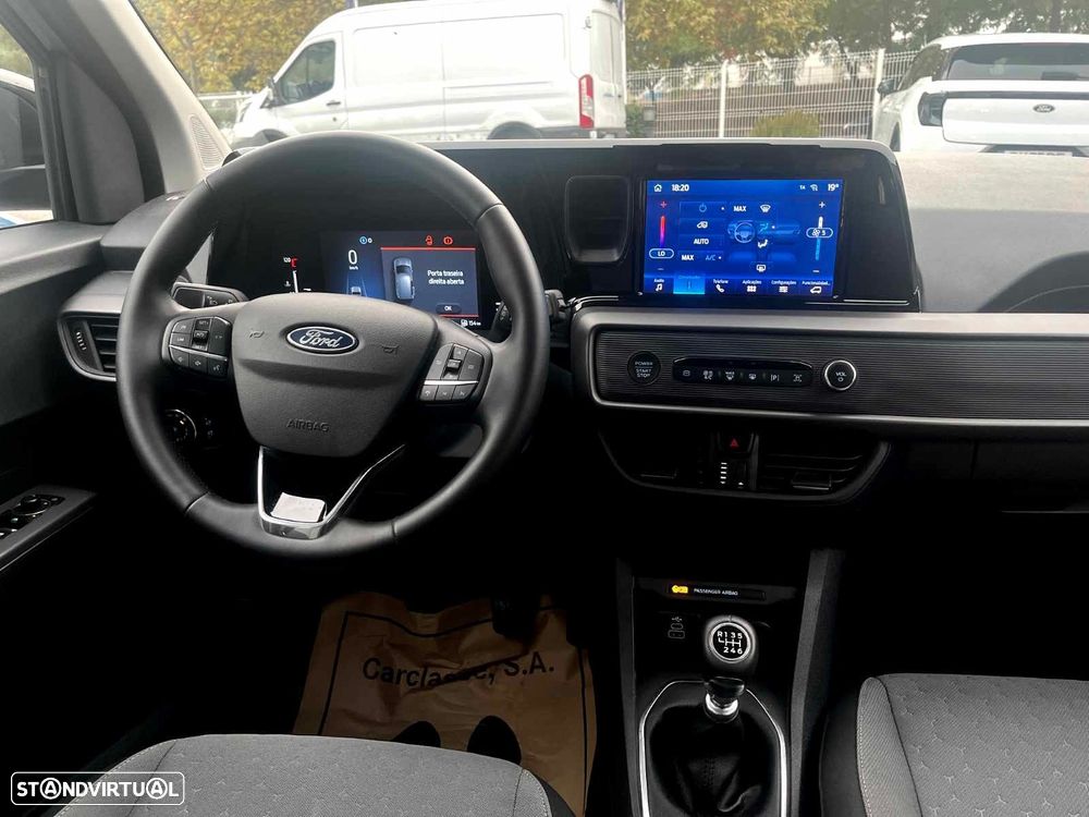 Ford Tourneo Courier 1.0 EcoBoost Titanium - 2