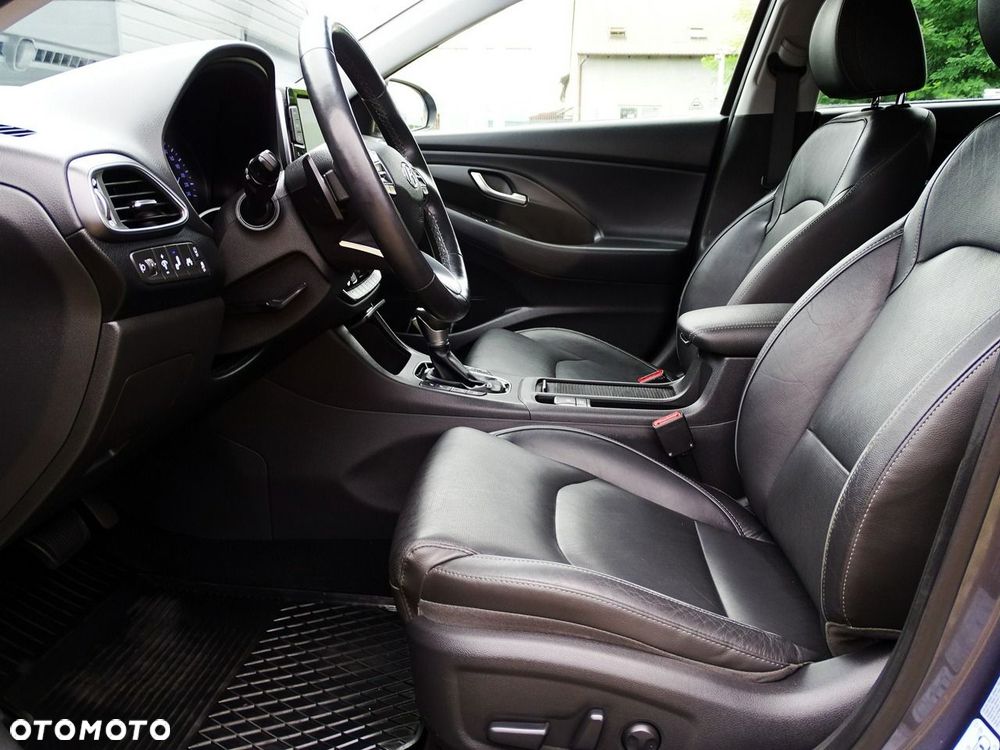Hyundai i30 1.6 CRDI Premium DCT - 25