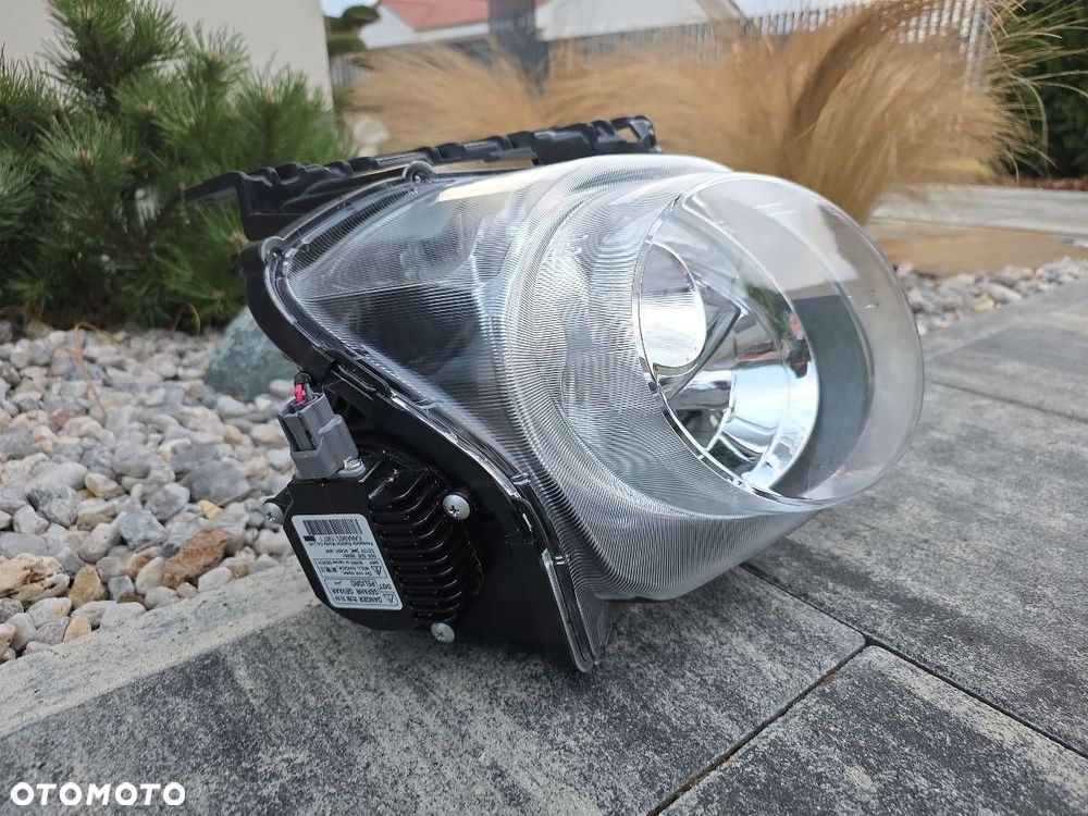 NISSAN JUKE 1 I LIFT Lampa prawa przód Bi-Xenon G34586 SPAAN2810000 - 4