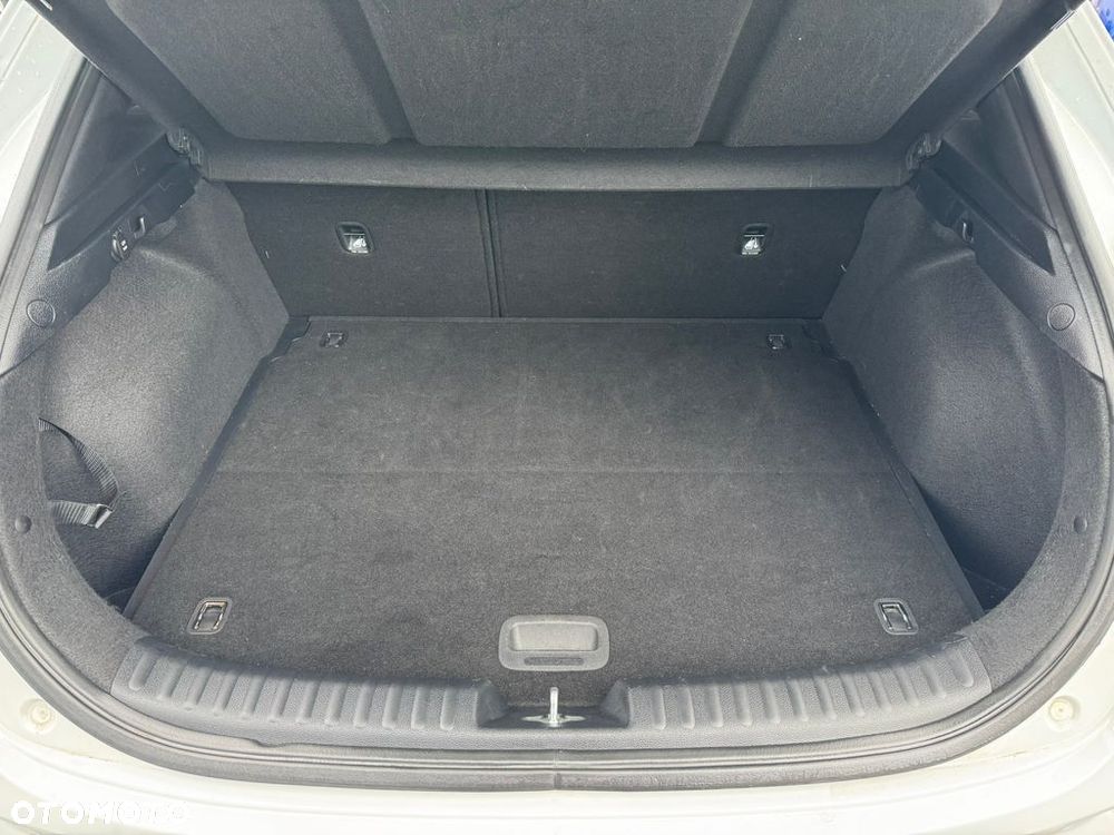 Kia XCeed 1.5 T-GDI M DCT - 22