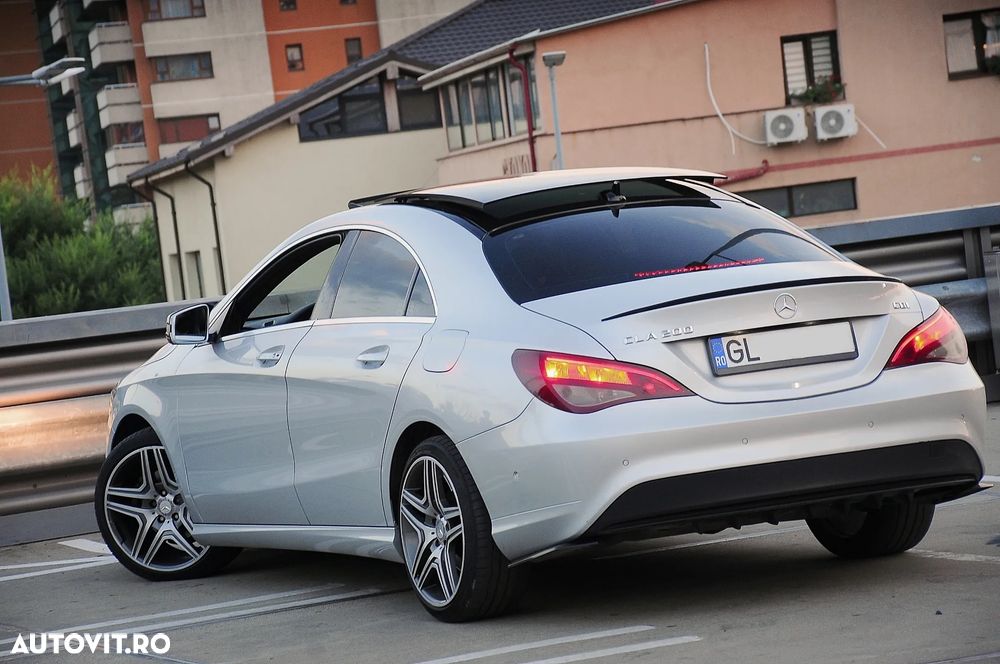 Mercedes-Benz CLA 200 - 11