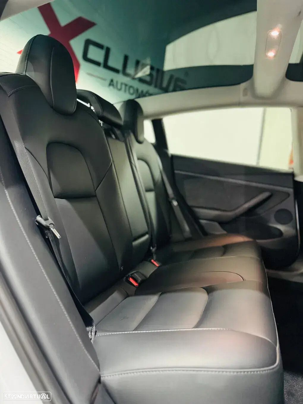 Tesla Model 3 - 7