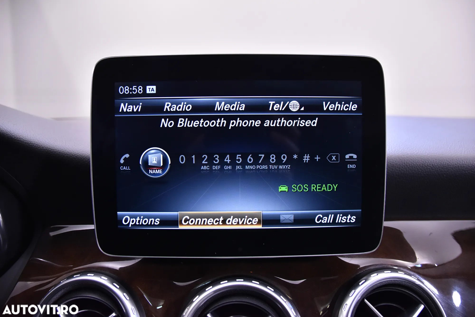 Mercedes-Benz GLA 200 7G-DCT - 21
