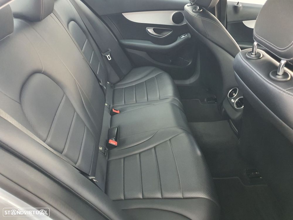 Mercedes-Benz C 300 h Avantgarde - 19