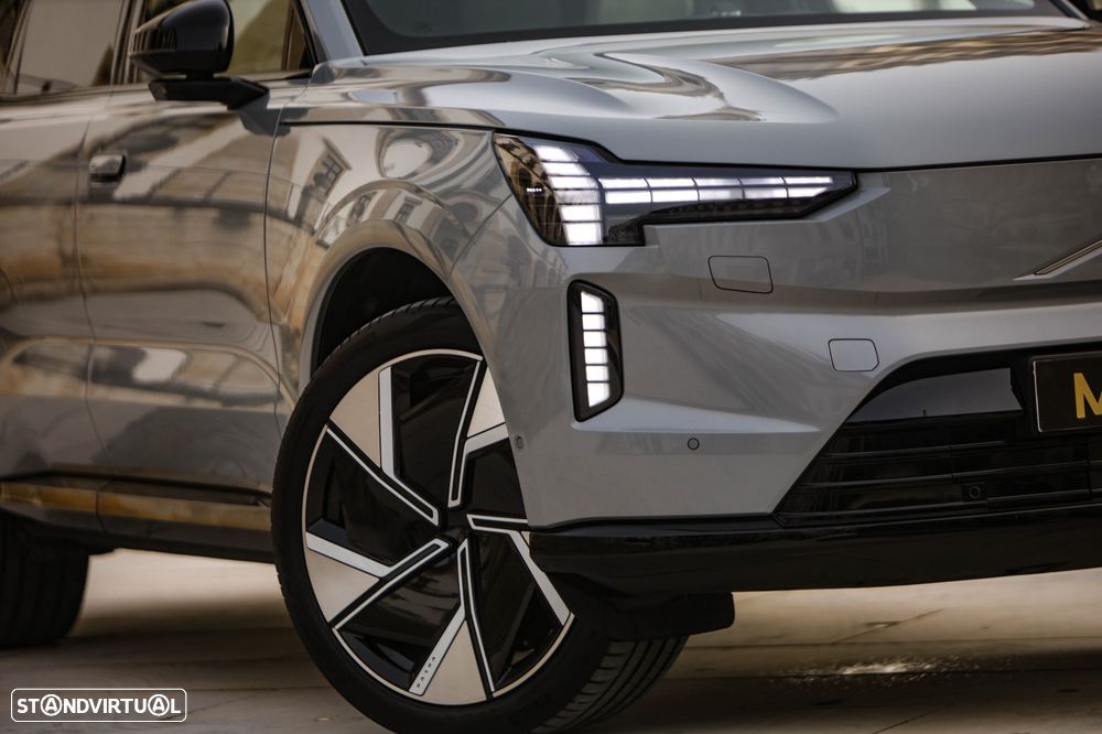 Volvo EX90 Twin Performance AWD Plus (7L) - 14