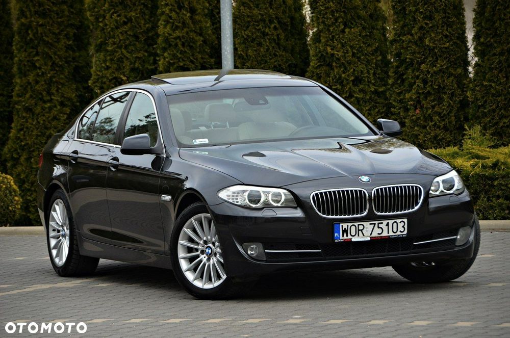 BMW Seria 5 520d - 13