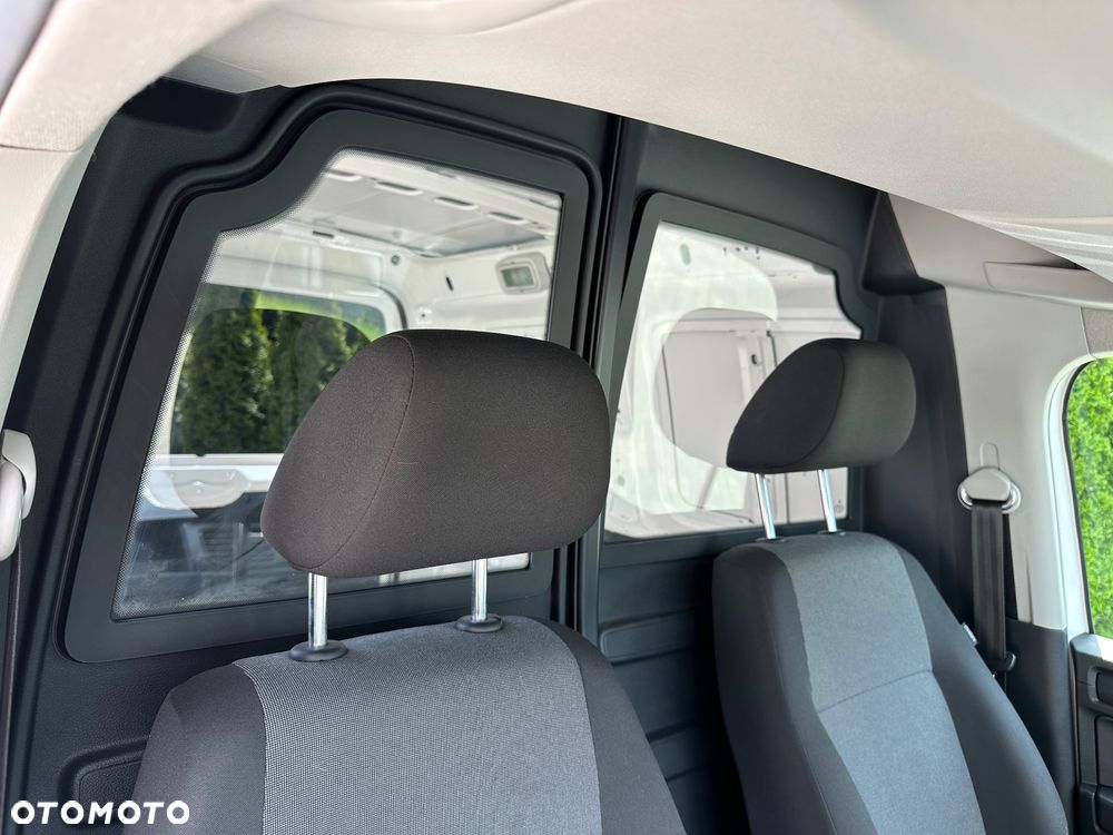 Volkswagen Caddy - 21
