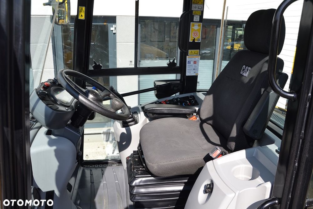 Caterpillar 908 M - 21