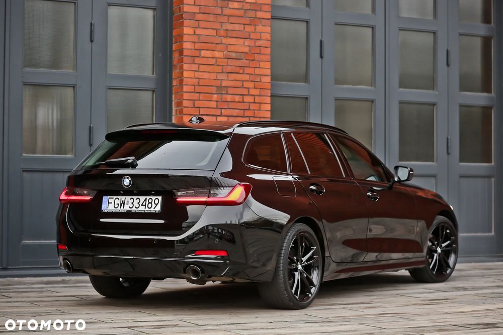BMW Seria 3 318d Luxury Line - 9