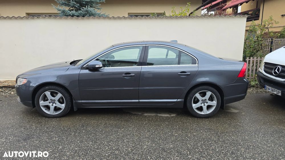 Volvo S80