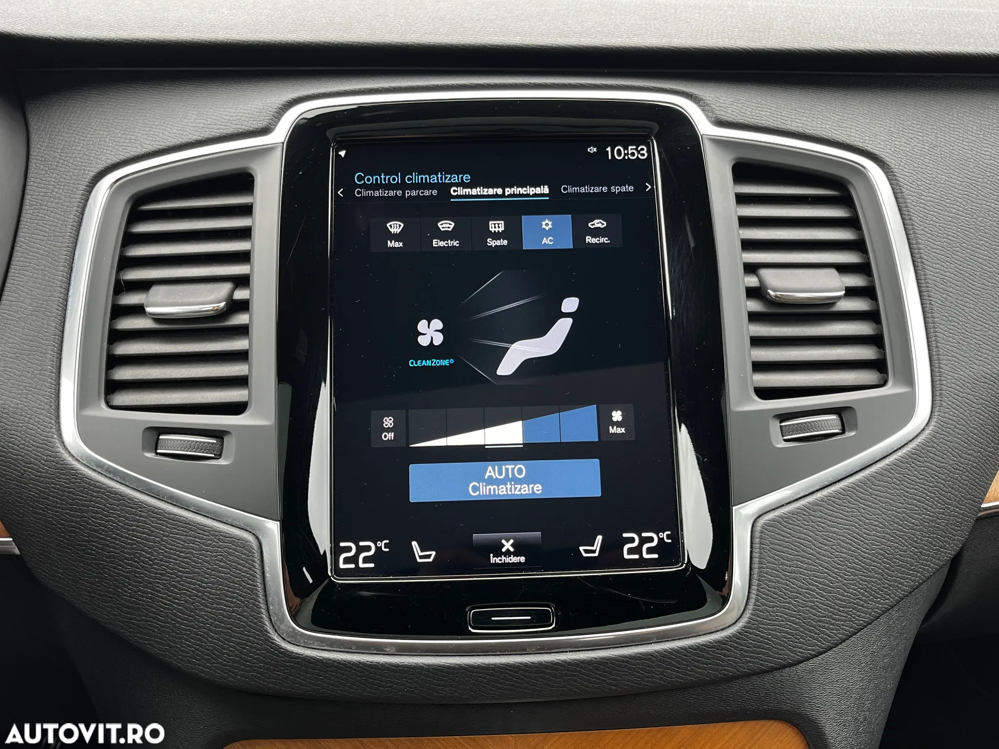Volvo XC 90 T8 eAWD R-Design - 24
