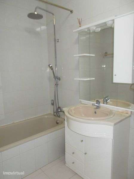 VENDA APARTAMENTO T2+GARAGEM - Grande imagem: 5/12