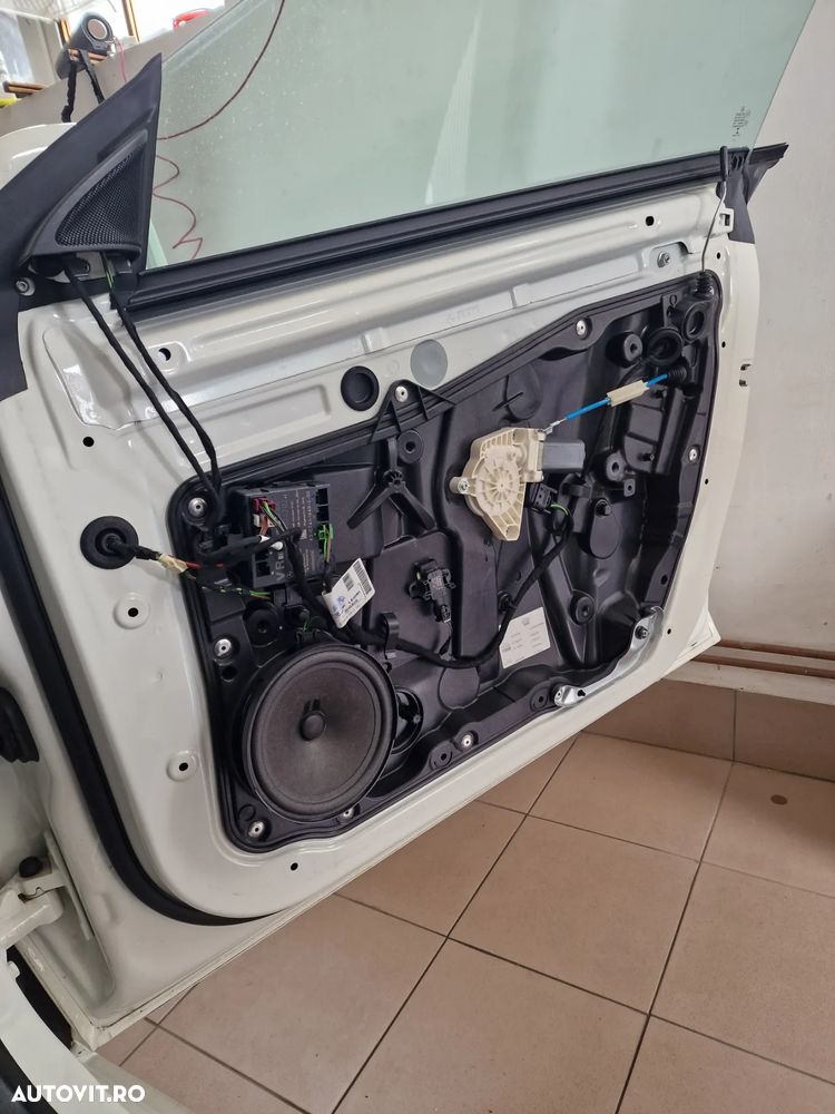 Mercedes-Benz CLA - 16