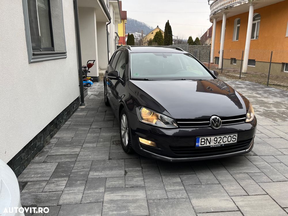 Volkswagen Golf - 25