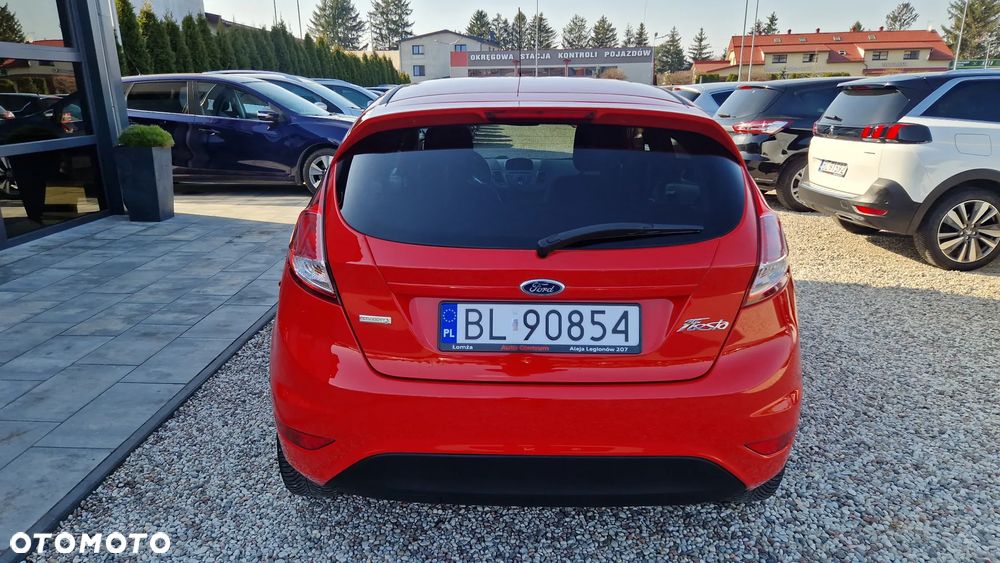 Ford Fiesta 1.0 EcoBoost Titanium - 5