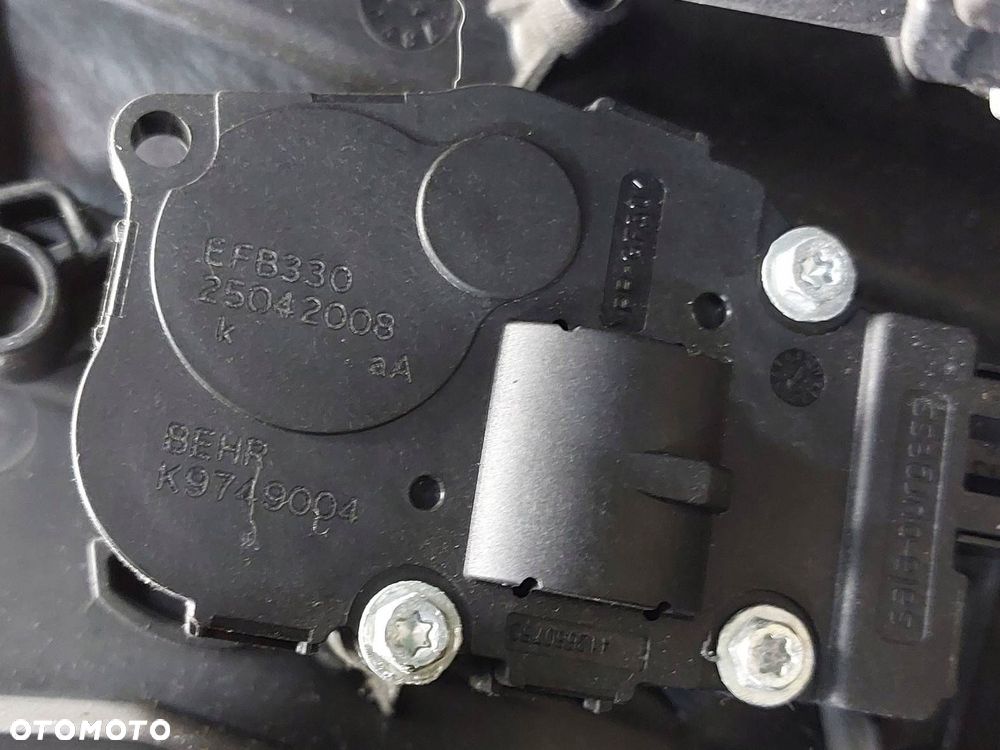 OBUDOWA NAGRZEWNICY NAGRZEWNICA AUDI A4 B8 EU 8K1820005AD K9749004 - 9