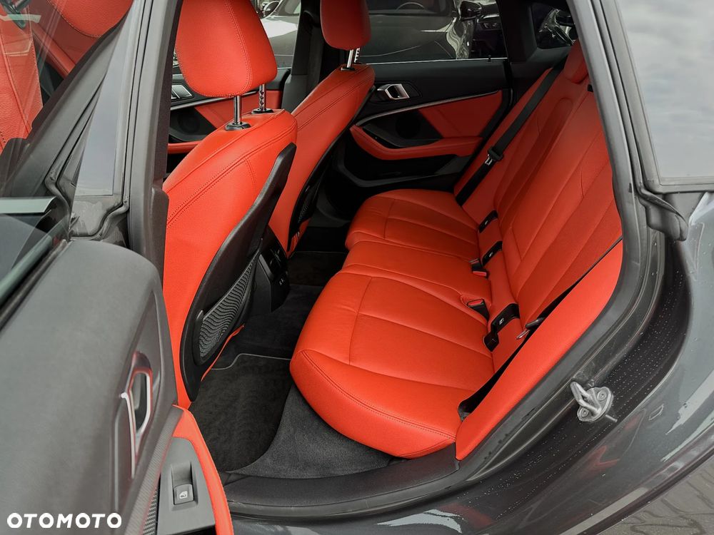 BMW Seria 2 220i xDrive Luxury Line - 7