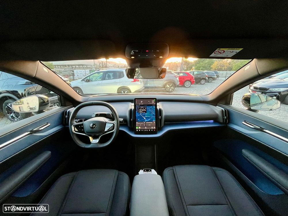 Volvo EX30 69 kWh Single Motor Extended Range Ultra - 16