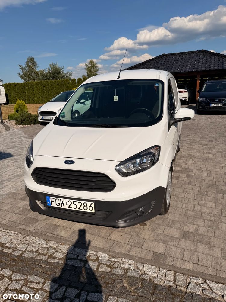 Ford Transit Courier Trend - 2