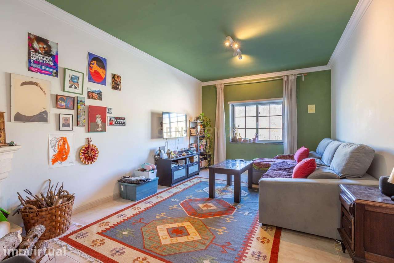 Apartamento T1 com Terraço de 72 m², Box e Arrecadação | Cova da Pieda - Grande imagem: 2/26