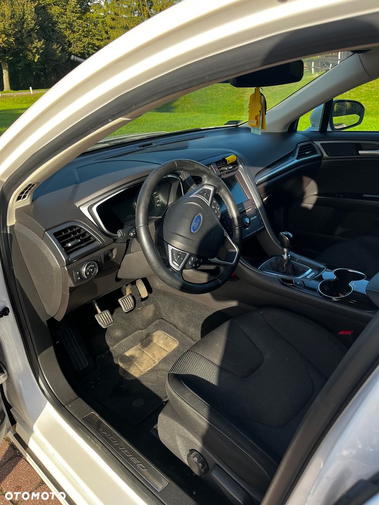 Ford Mondeo - 9