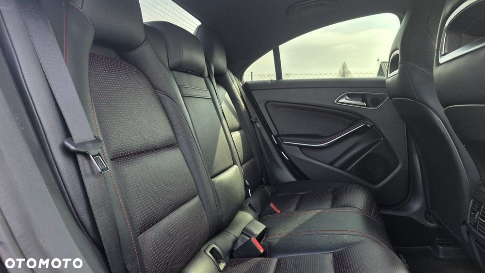 Mercedes-Benz CLA - 20