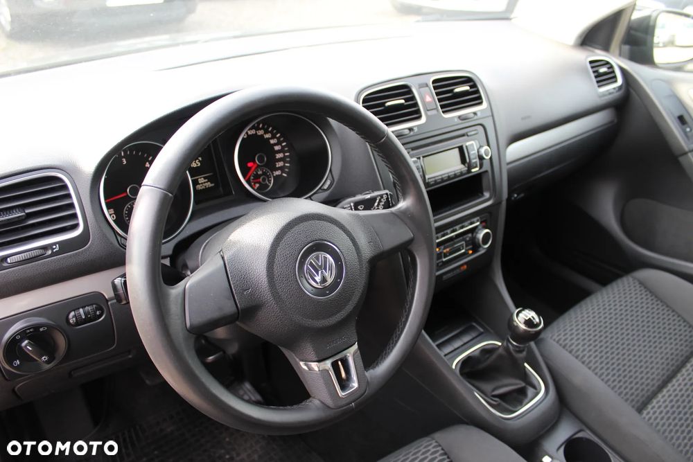 Volkswagen Golf - 13