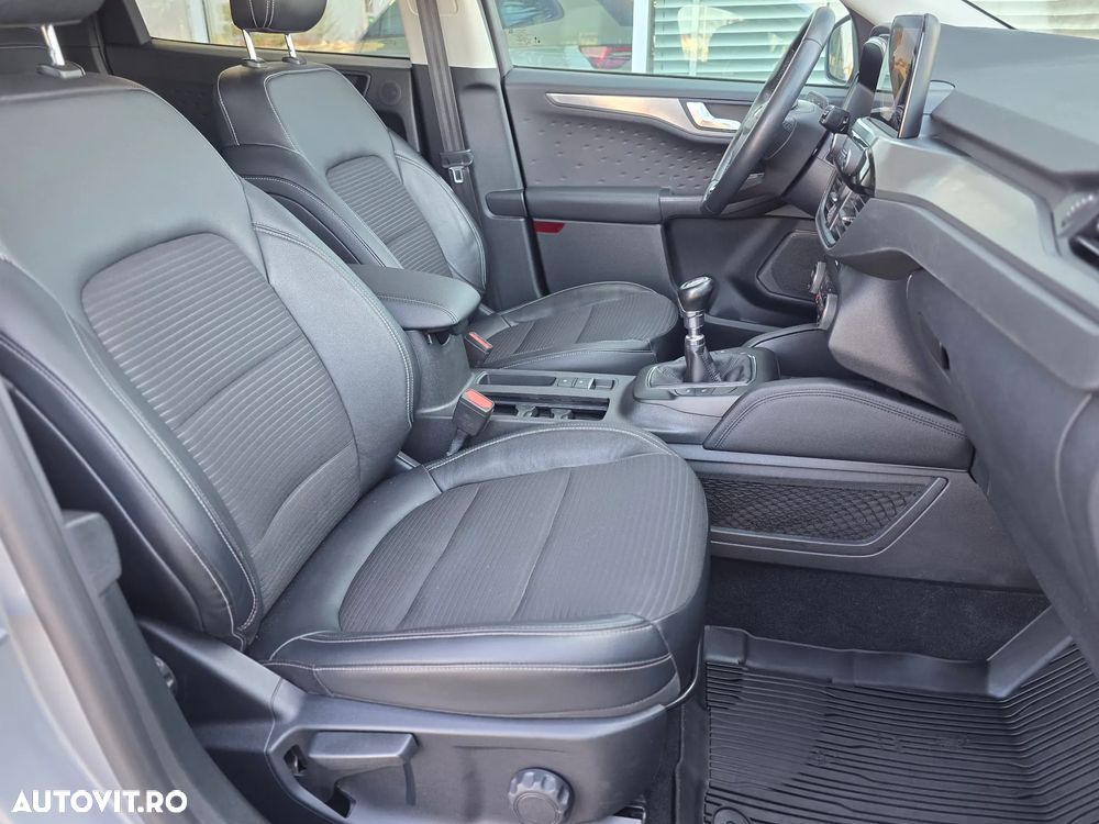 Ford Kuga 1.5 EcoBoost FWD Titanium - 39