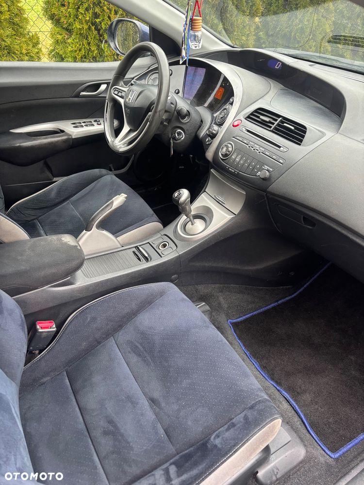 Honda Civic 1.4 Comfort - 21