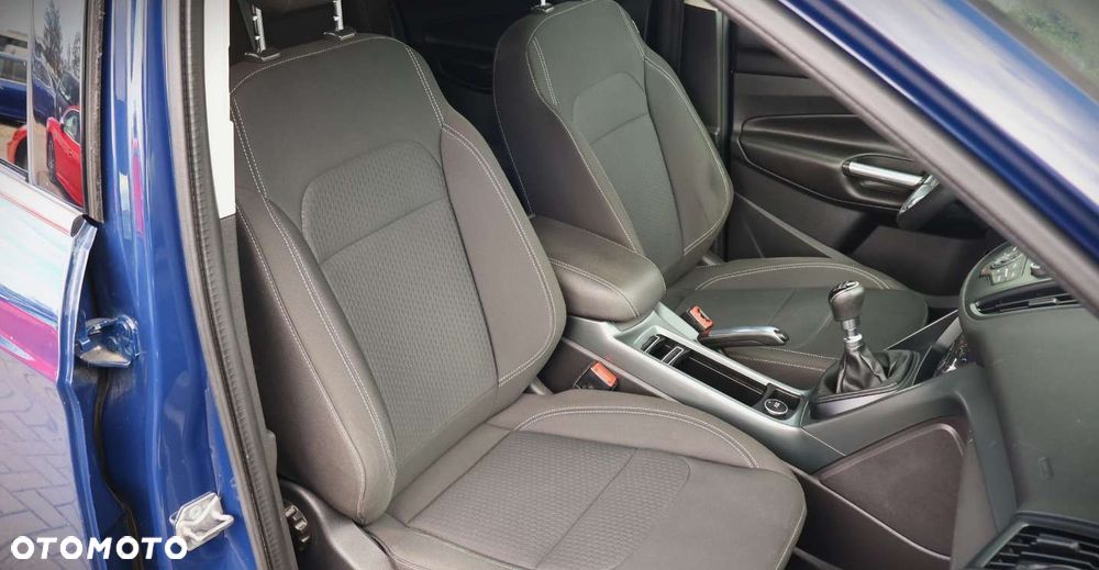 Ford Kuga - 19
