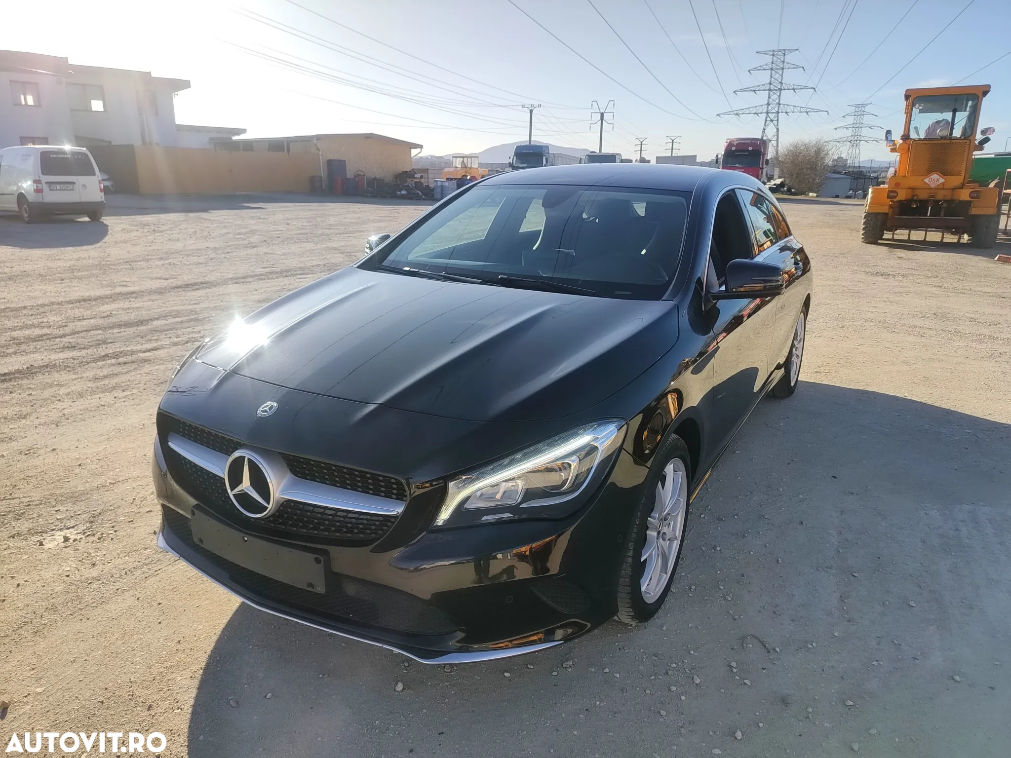 Mercedes-Benz CLA Shooting Brake 180 7G-DCT - 15
