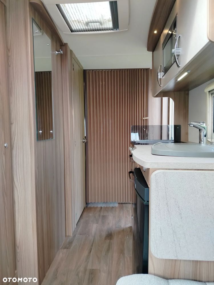 SWIFT Challenger 590 - 14