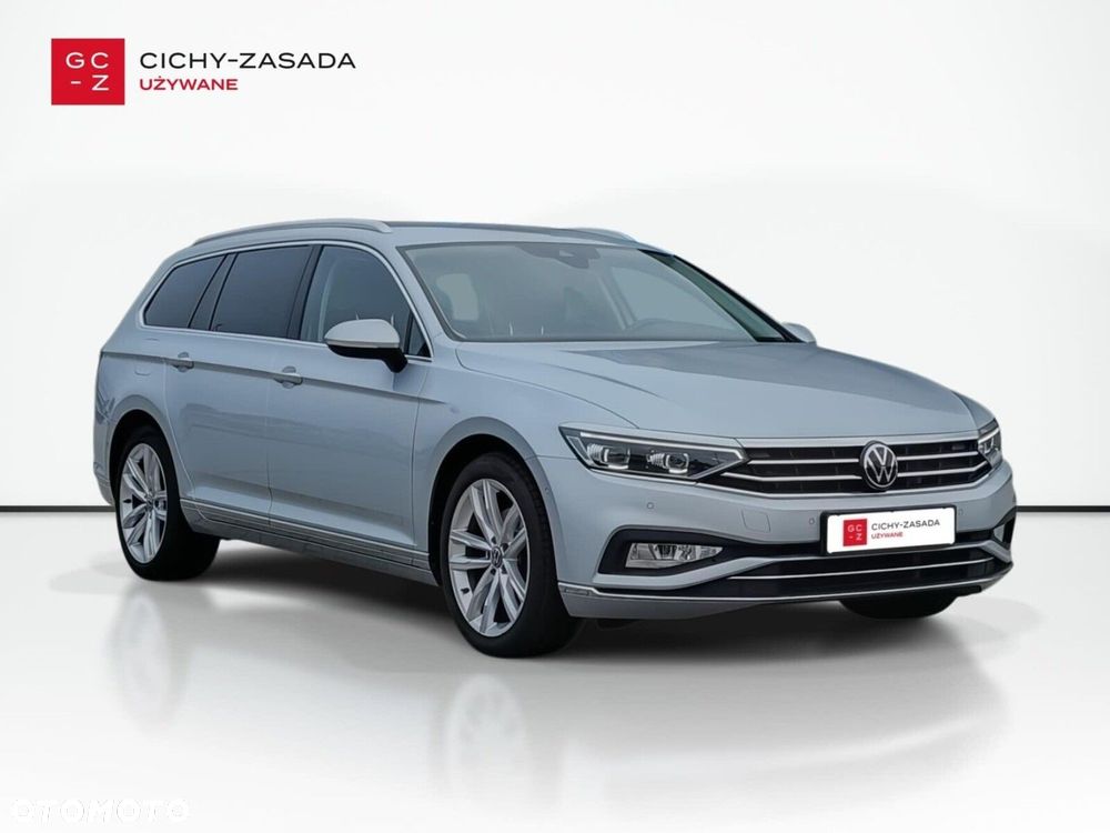 Volkswagen Passat Variant 2.0 TDI Elegance DSG - 8