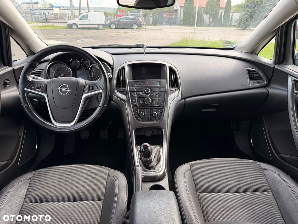 Opel Astra 1.4 Turbo Innovation - 18
