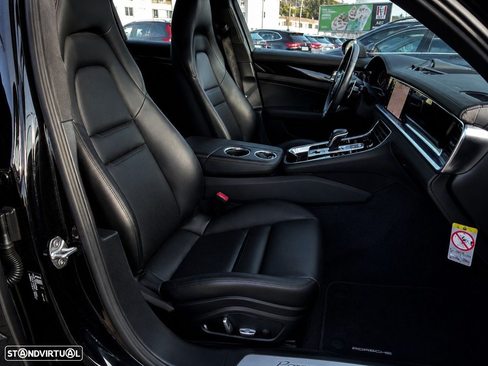 Porsche Panamera 4 - 9