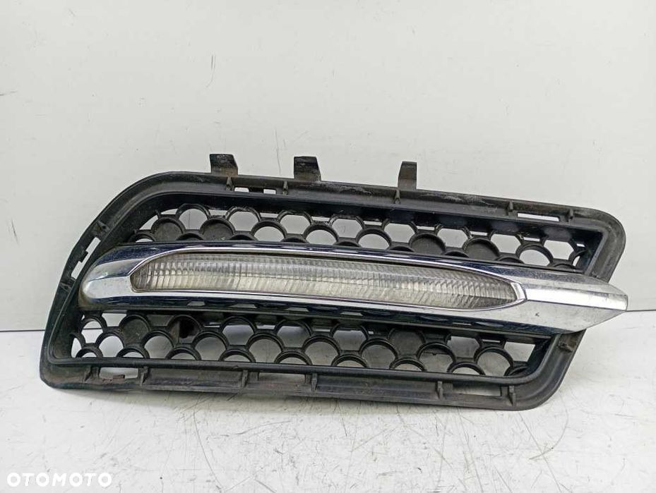 kratka zderzaka prawa led drl światło dzienne mercedes w212 e-klassa A2049069000 - 1