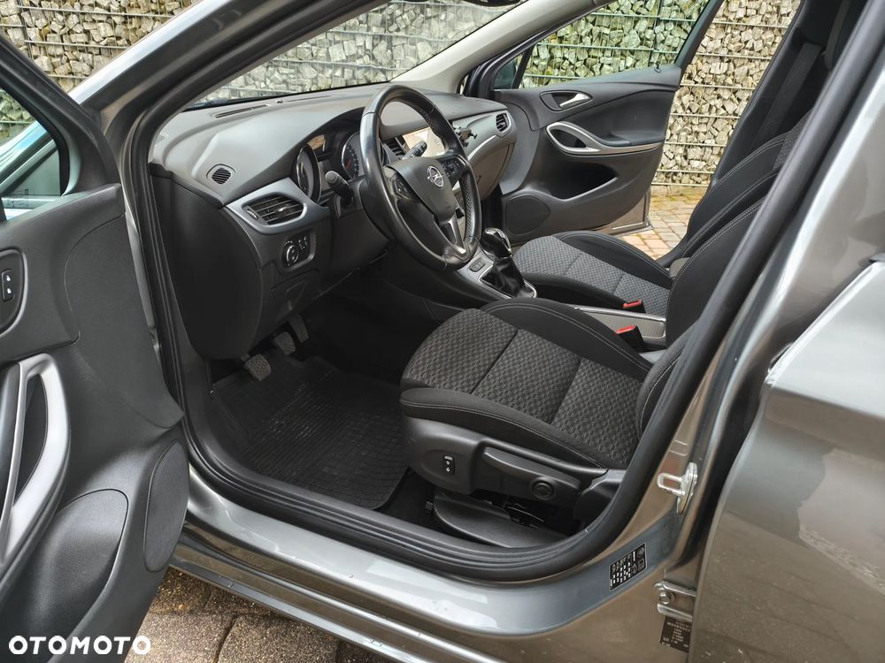 Opel Astra 1.6 CDTI Sport - 14