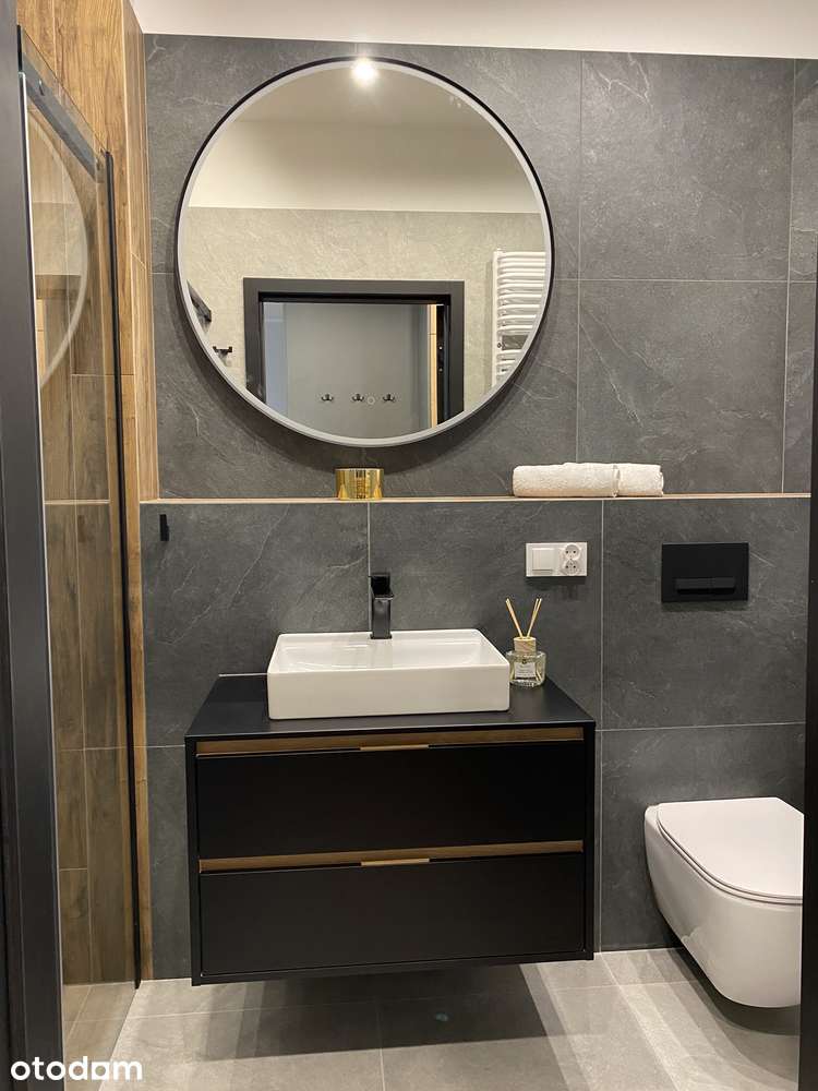 Komfortowy apartament 2-pokojowy z balkonem | Pierwsza Dzielnica |