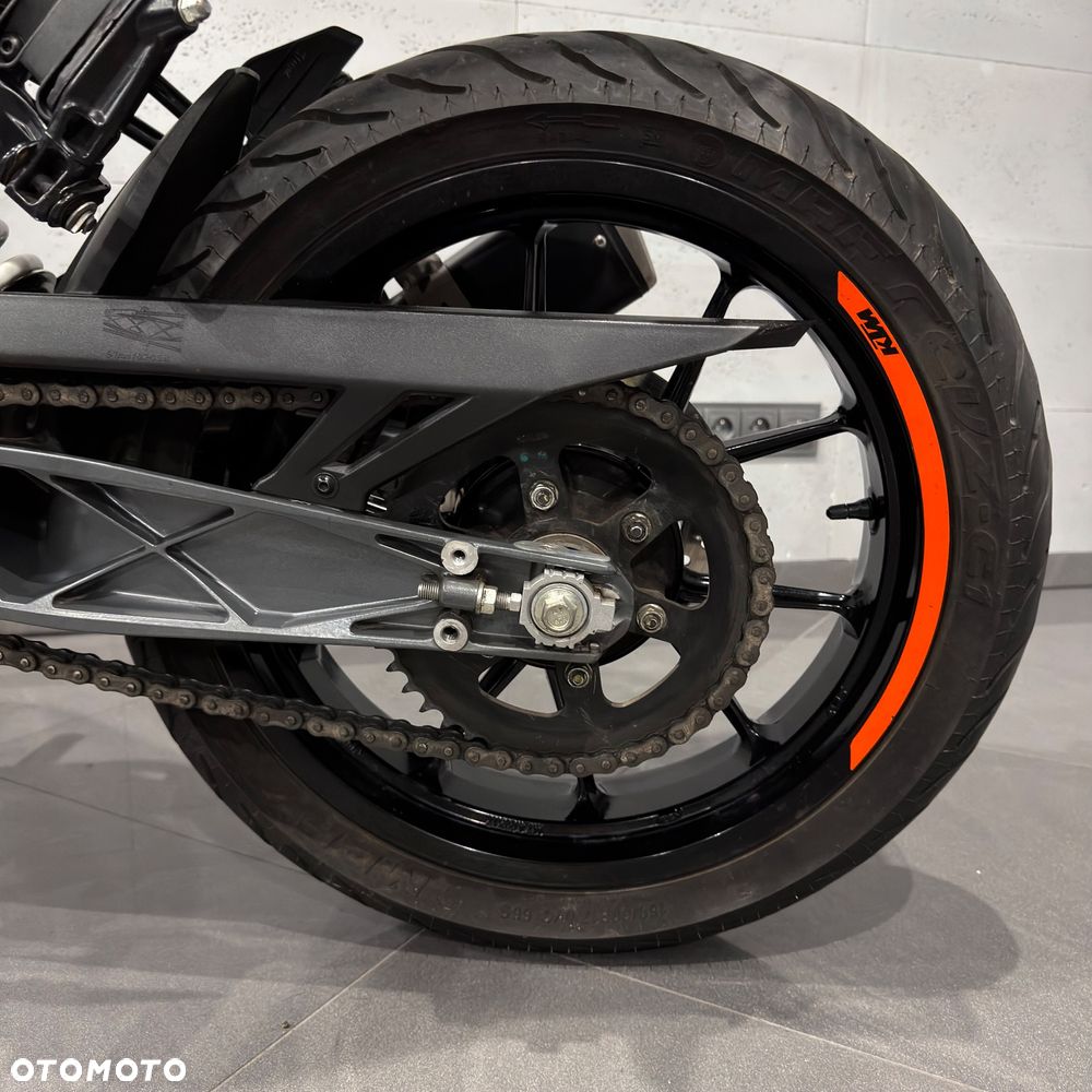 KTM Duke - 16
