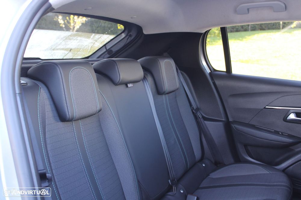 Peugeot e-208 50 kWh Allure - 16