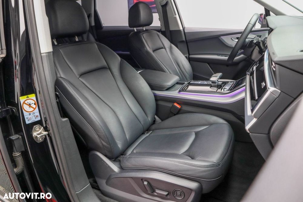 Audi Q7 3.0 55 TFSIe quattro Tiptronic Basic - 28