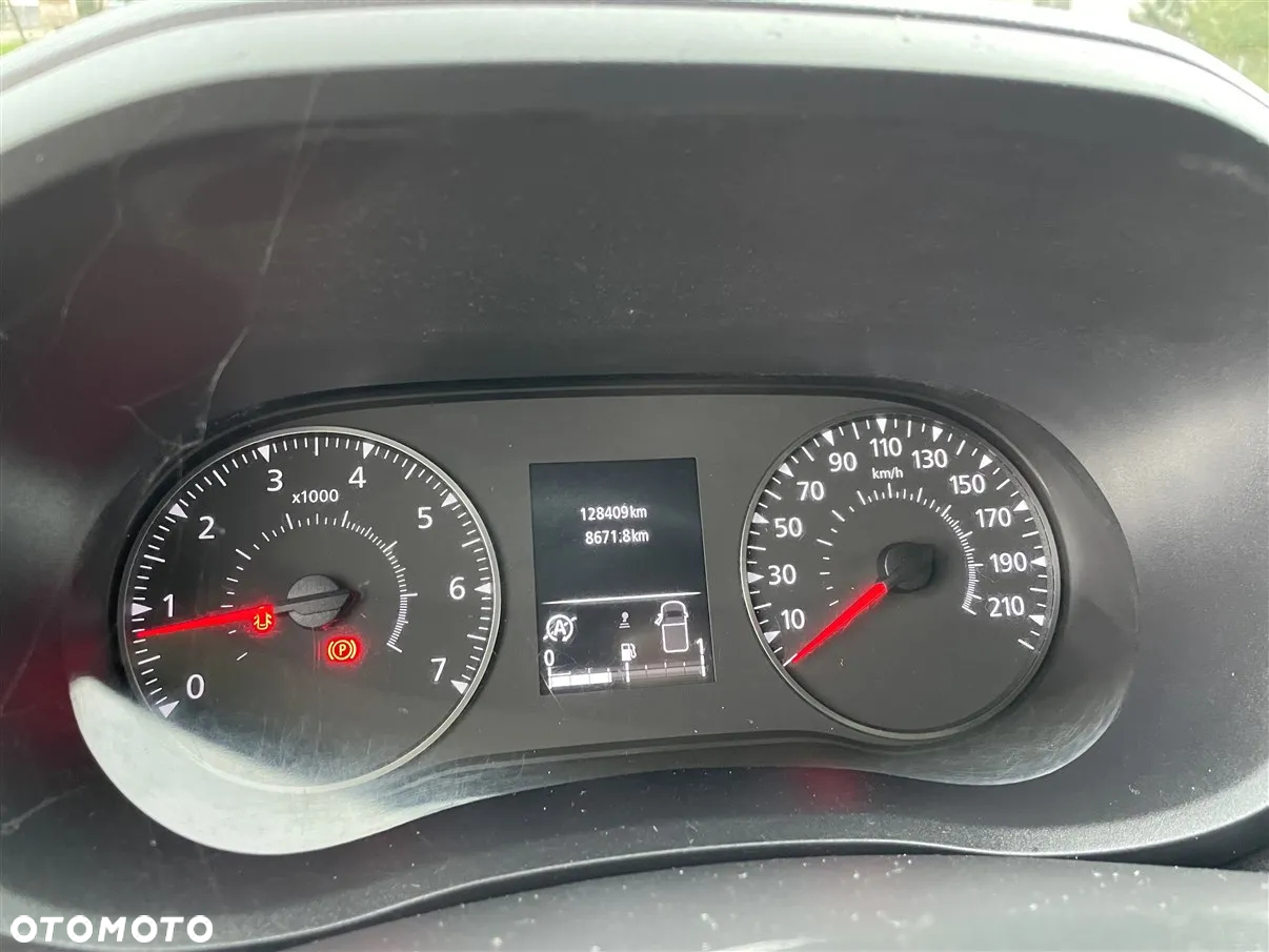 Nissan NV400 - 15