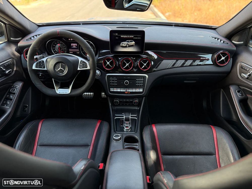 Mercedes-Benz GLA 45 AMG 4-Matic - 29
